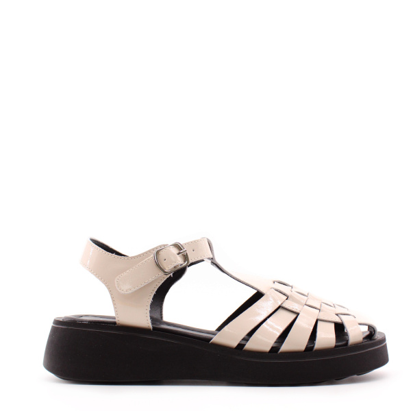 SPUR сандалии лаковые