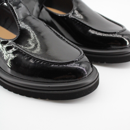 SPUR туфли из натурального лака