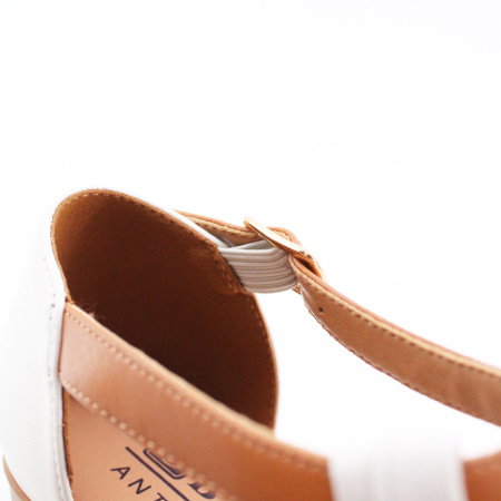 BADEN Босоножки Т-образные из натуральной кожи ANTISTRESS