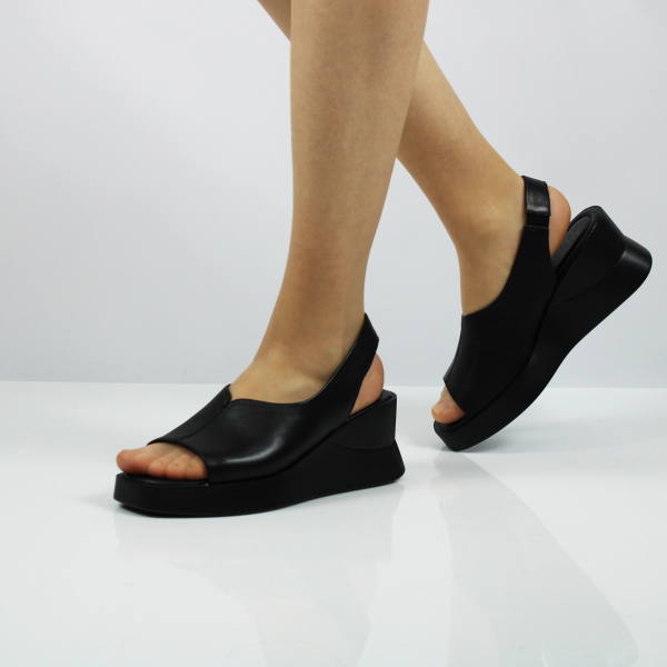 MADELLA босоножки на платформе 