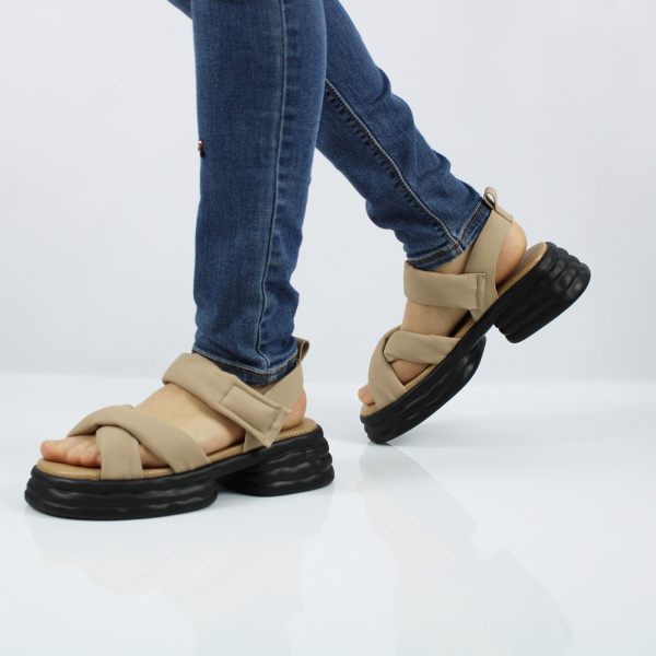 BONAVI бежевые дутые босоножки