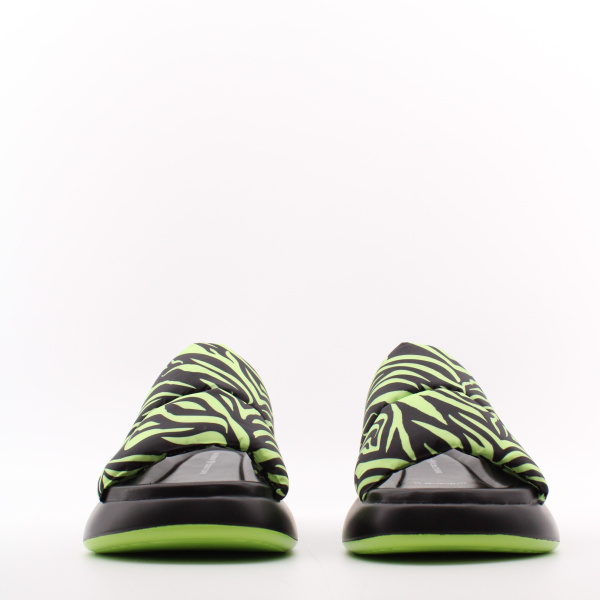 KEDDO сабо с принтом под зебру выполнены в черно-зеленой гамме