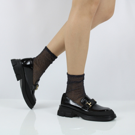 Лоферы лаковые LUKME