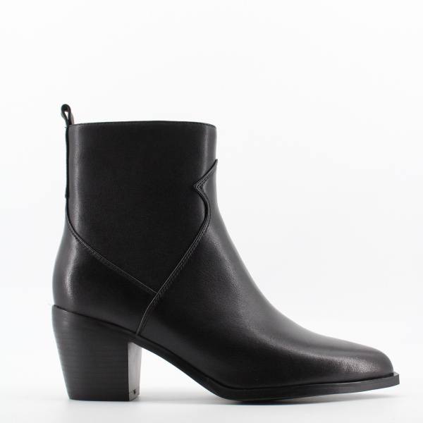 MADELLA ботильоны с зауженным носком