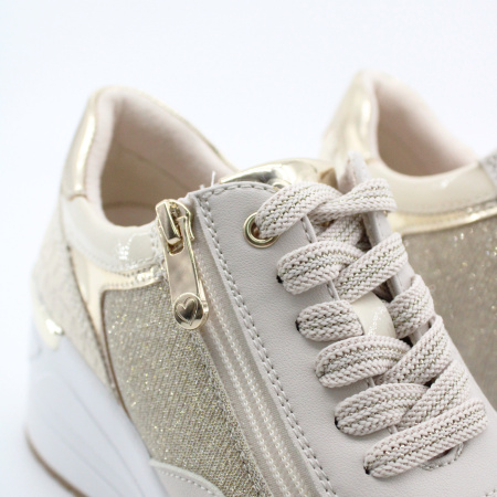 MARCO TOZZI  кроссовки на танкетке