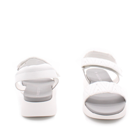 Белые кожаные сандалии MARCO TOZZI