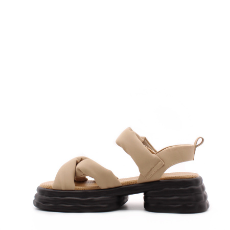BONAVI бежевые дутые босоножки
