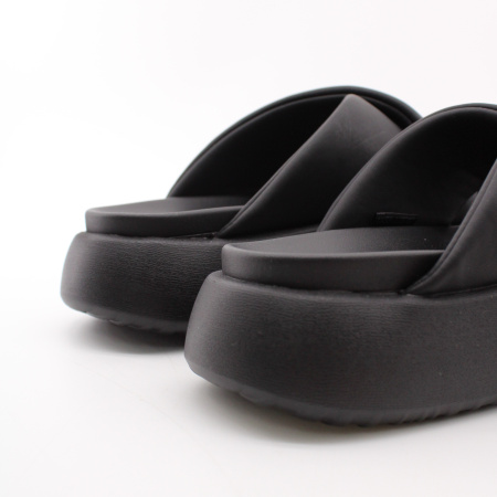 RESPECT сабо черные