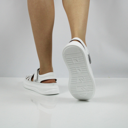 COVANI сандалии с закрытым носом 