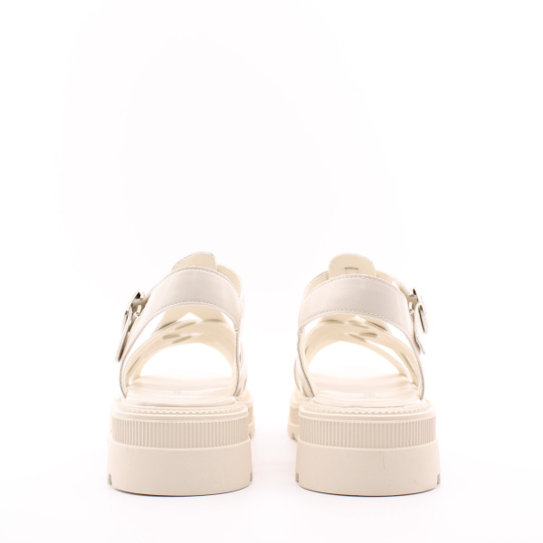 Босоножки светлые BONAVI