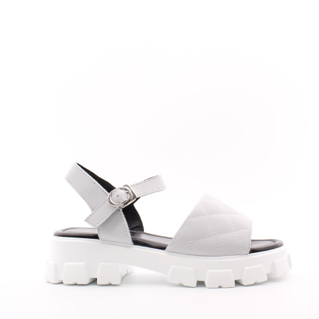 Босоножки на массивной белой подошве BONAVI