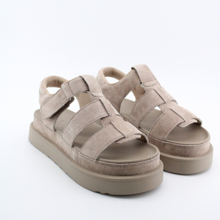 MADELLA сандалии