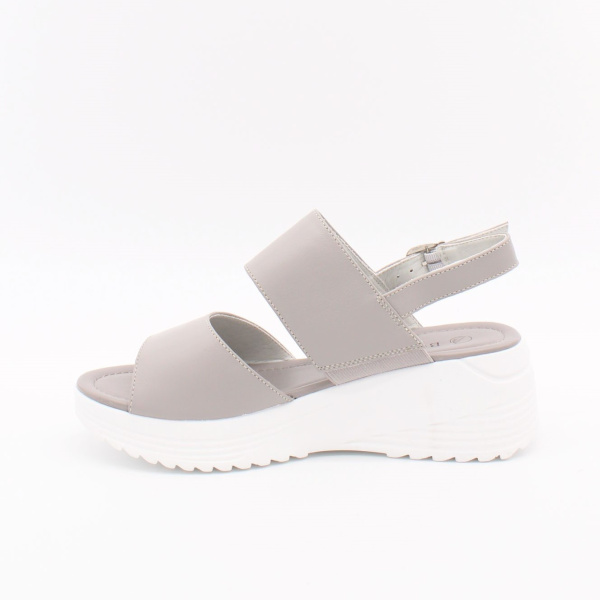 Босоножки на высокой белой подошве BONAVI