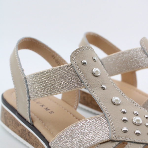 LUKME босоножки на резинке