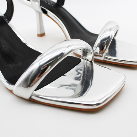 ABRICOT серебряные туфли