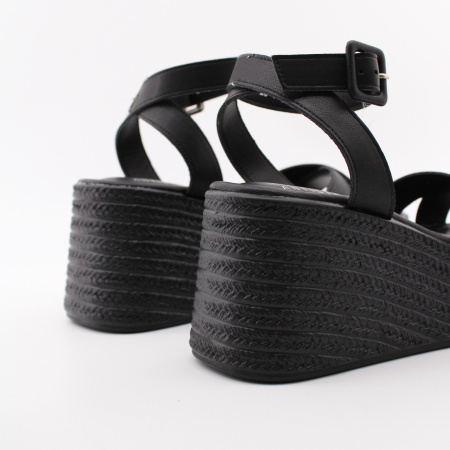 BADEN на высокой танкетке