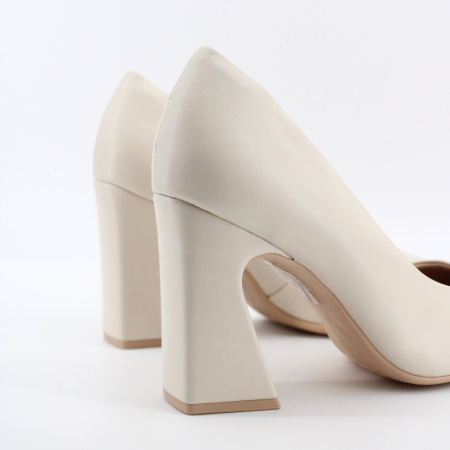 PICCADILLY Туфли на каблуке-рюмочке 