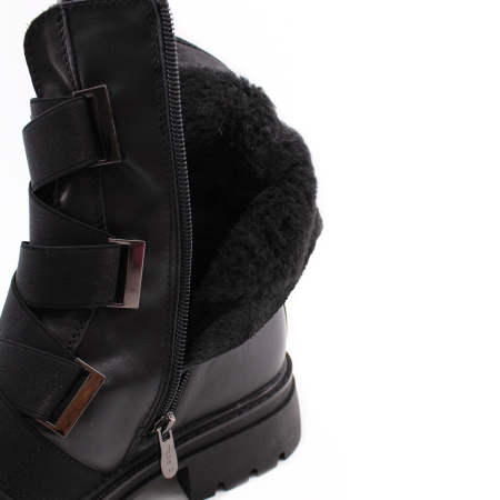 MADELLA высокие ботинки