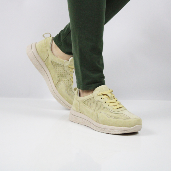 SPUR женскме кроссовки