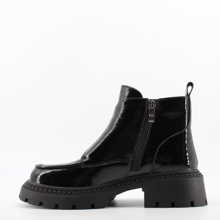 COVANI ботильоны лаковые с пряжкой 