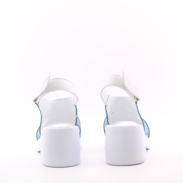 Кожаные босоножки на танкетке голубого цвета ROMER