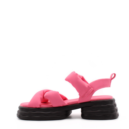 BONAVI розовые дутые босоножки