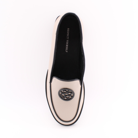 Светлые лоферы RESPECT