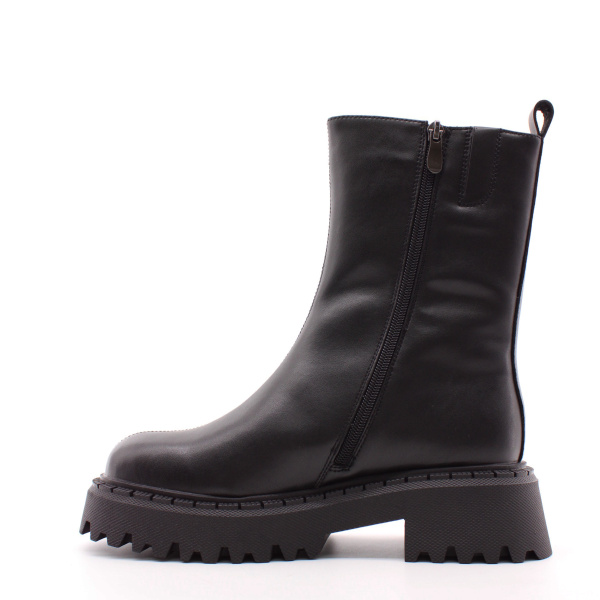 LUKME, 22W18-97-101Z, Полусапоги жен. нат.кожа/шерсть/резина/черный (10-23)