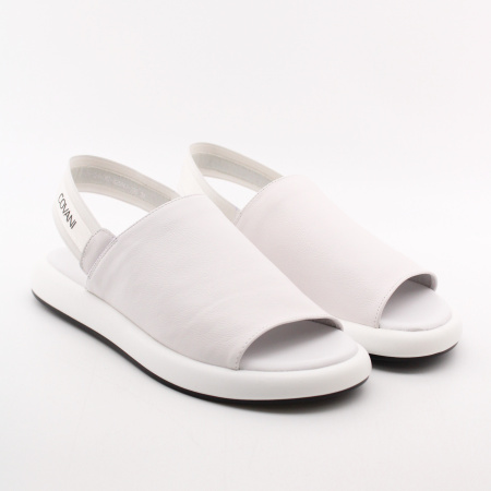 COVANI сандалии с закрытой союзкой