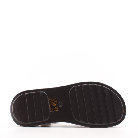 SPUR сандалии лаковые