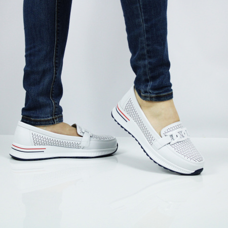 SPUR туфли перфорированые с пряжкой на союзке