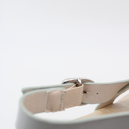 SPUR босоножки из натурального лака