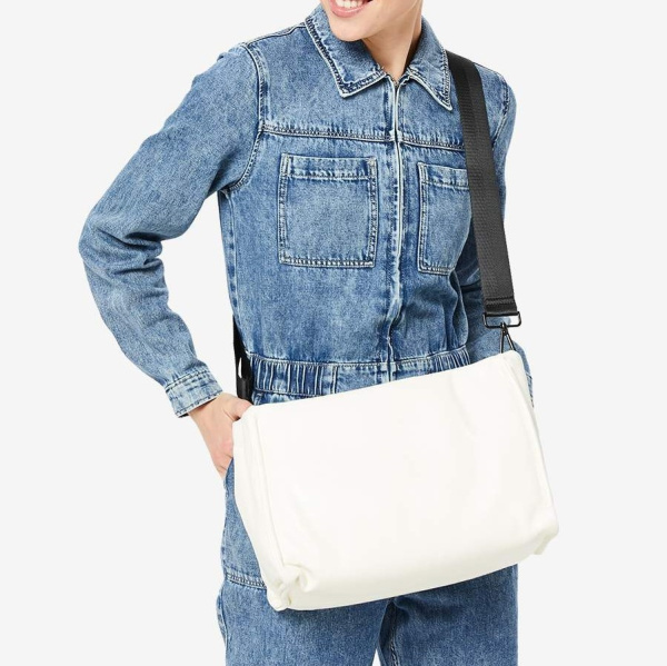 Белая сумка с декором на ремне KEDDO 