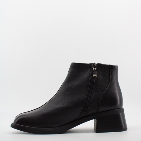 SPUR ботильоны на каблуке