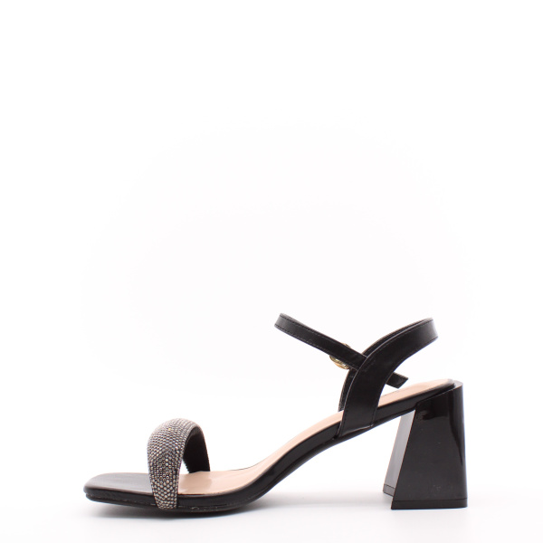 BONAVI чёрные босоножки на каблуке