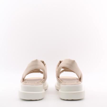 Босоножки MADELLA