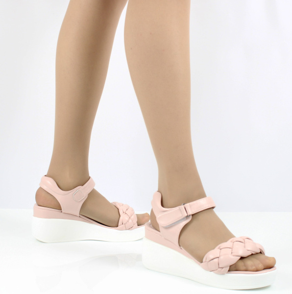 Босоножки из натуральной кожи BADEN