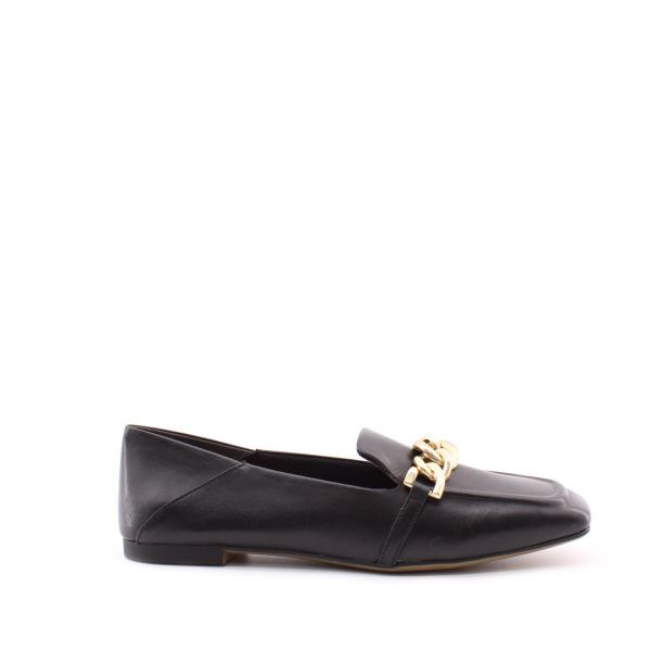 Лоферы на венском каблуке TAMARIS