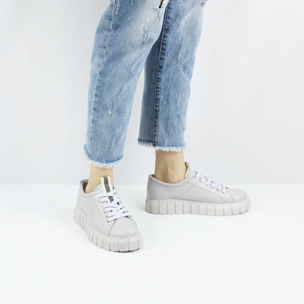 Светлые кеды на рифленной подошве SHOIBERG