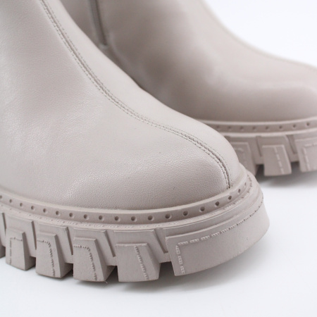 TOFA зимние высокие ботильоны на ракторной подошве