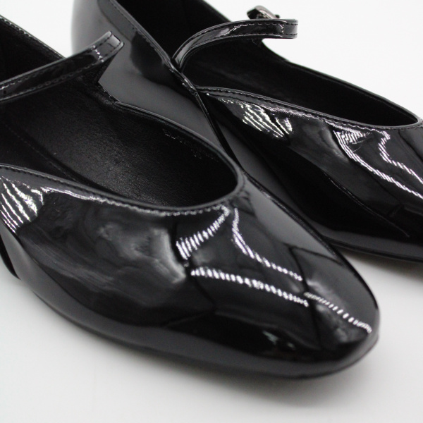 ABRICOT лаковые балетки