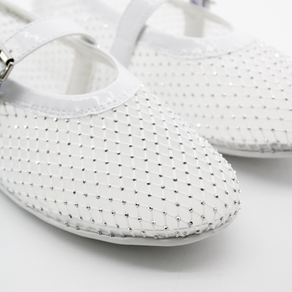 LUKME белые балетки с стразами