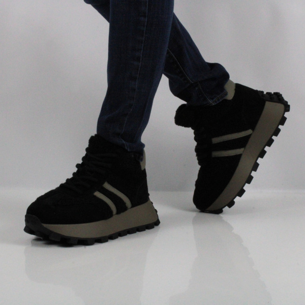 SPUR кроссовки утепленные