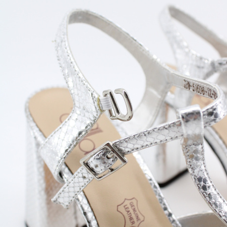 MADELLA серебряные босоножки на высоком каблуке