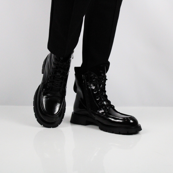 TOFA лаковые ботинки на шнуровке