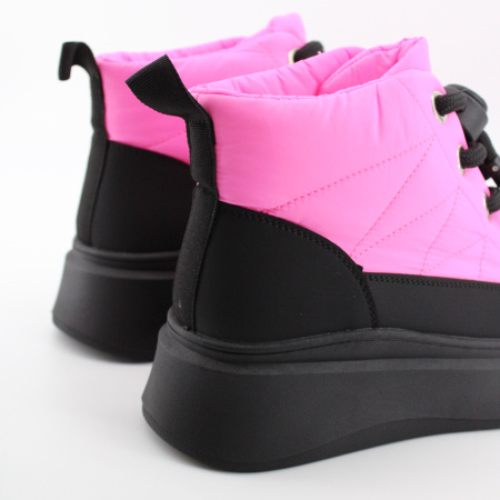 HIGHLANDER дутики розового цвета