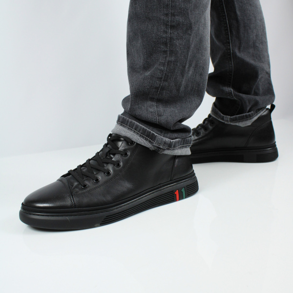 Кроссовки RESPECT