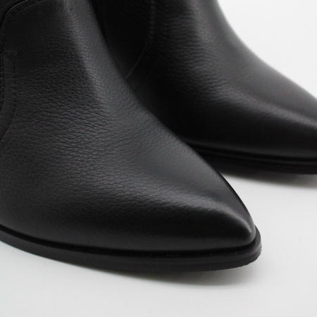 SPUR ботильоны на каблуке