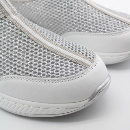 BADEN кроссовки сеточка