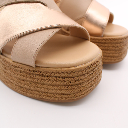 MADELLA босоножки на платформе с имитацией джута